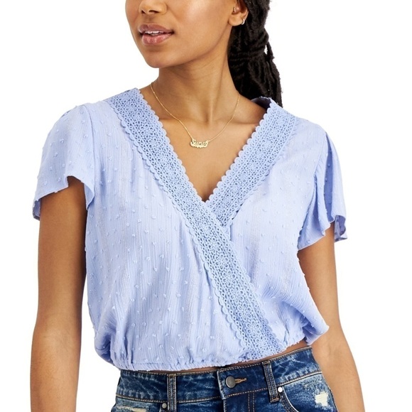 Kingston Grey Juniors' Swiss-Dot Flutter-Sleeve Top, women’s shirt size L, lilac - Picture 2 of 10